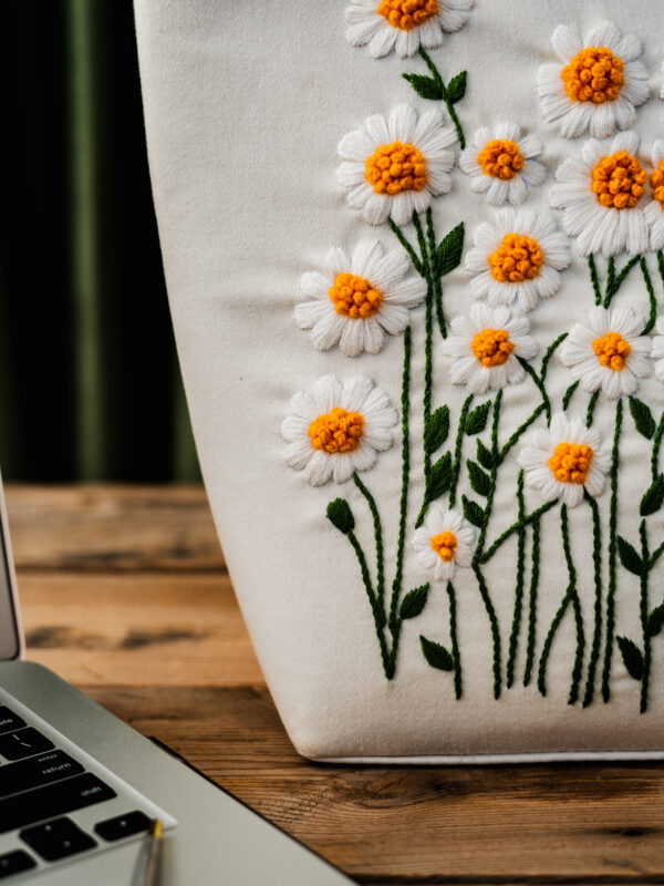 Daisy Floral Hand Embroidered Bag